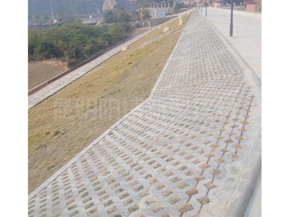 云南植草磚在護坡工程中廣泛應(yīng)用優(yōu)勢有哪些呢？